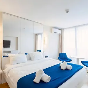 Deluxe Апартаменты